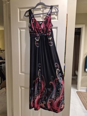 The Pyramid Collection Black Maxi Dress with Pink Paisley Accents